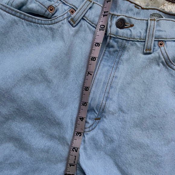 Vintage Levi’s 521 Light Blue Jeans - Picture 7 of 7
